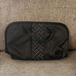 Lug Black with rainbow pop stitch flash